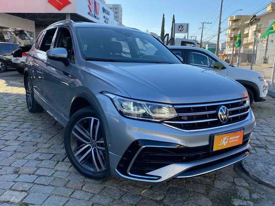 VOLKSWAGEN-TIGUAN-2.0 300 TSI GASOLINA ALLSPACE R-LINE AUTOMÁTICO VOLKSWAGEN-TIGUAN-2023