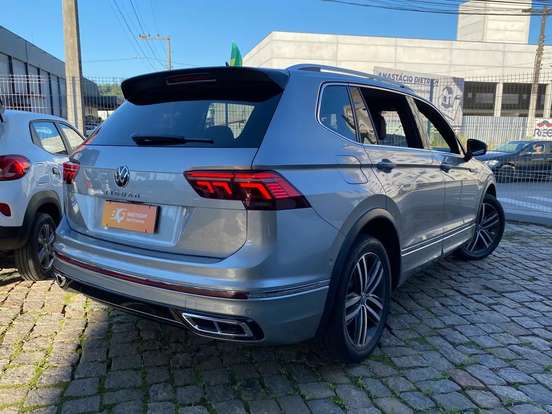 VOLKSWAGEN-TIGUAN-2023