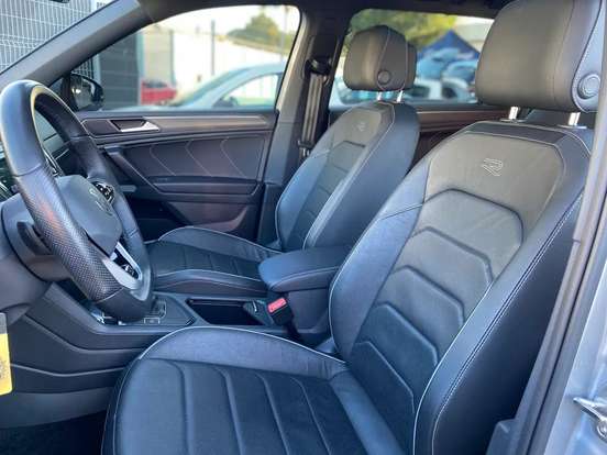 VOLKSWAGEN-TIGUAN-2.0 300 TSI GASOLINA ALLSPACE R-LINE AUTOMÁTICO VOLKSWAGEN-TIGUAN-2023