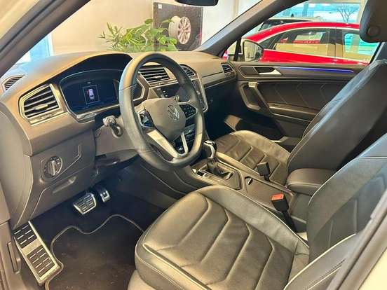 VOLKSWAGEN-TIGUAN-2024