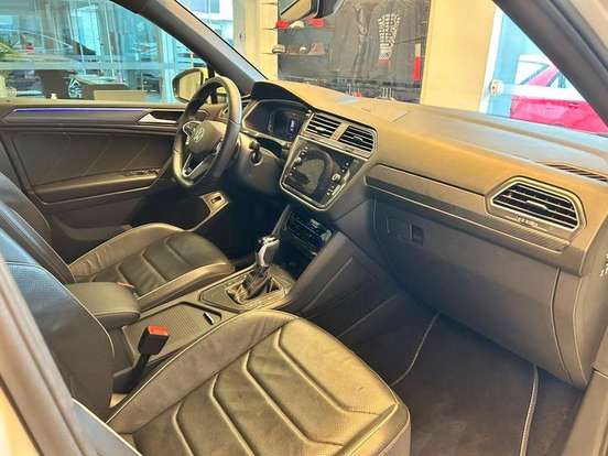 VOLKSWAGEN-TIGUAN-2024