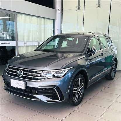VOLKSWAGEN-TIGUAN-2023