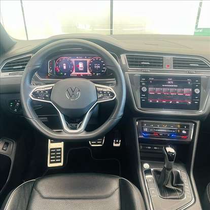 VOLKSWAGEN-TIGUAN-2023