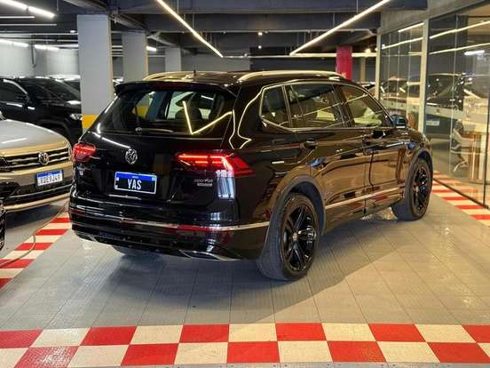 VOLKSWAGEN-TIGUAN-2019
