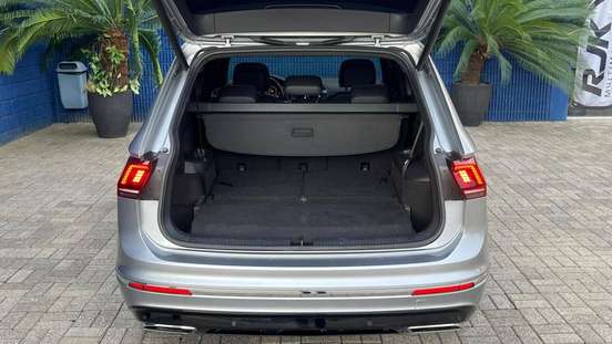 VOLKSWAGEN-TIGUAN-2019