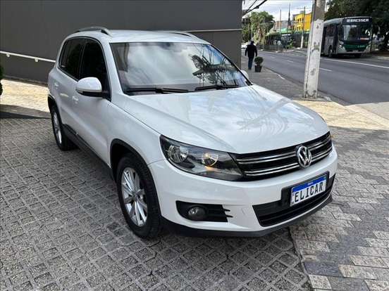 VOLKSWAGEN-TIGUAN-2013