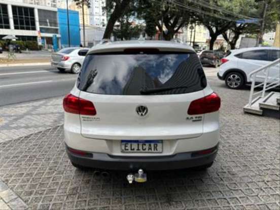 VOLKSWAGEN-TIGUAN-2013