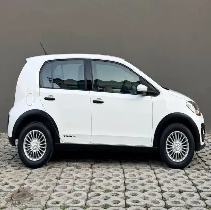 VOLKSWAGEN-UP-1.0 MPI TRACK 12V FLEX 4P MANUAL VOLKSWAGEN-UP-2017