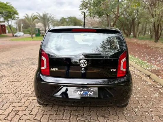 VOLKSWAGEN-UP-2017