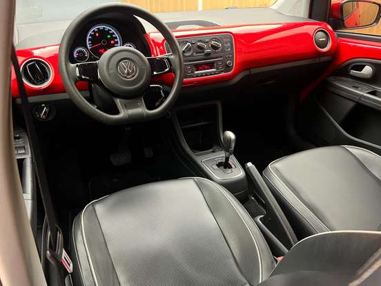 VOLKSWAGEN-UP-1.0 MPI HIGH UP 12V FLEX 4P AUTOMATIZADO VOLKSWAGEN-UP-2016