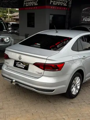 VOLKSWAGEN-VIRTUS-2018