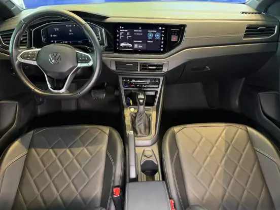 VOLKSWAGEN-VIRTUS-2023
