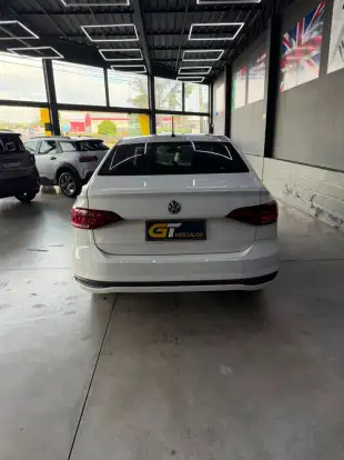VOLKSWAGEN-VIRTUS-2021