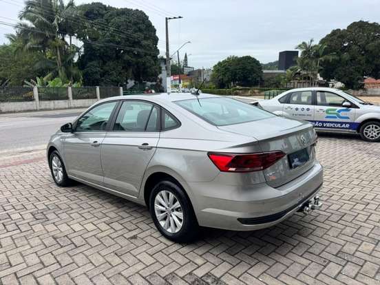VOLKSWAGEN-VIRTUS-1.0 200 TSI COMFORTLINE AUTOMÁTICO VOLKSWAGEN-VIRTUS-2022