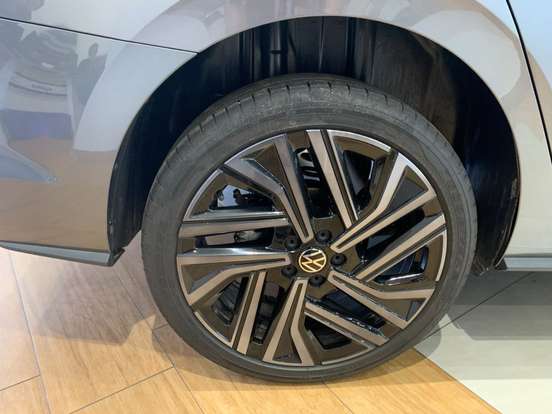 VOLKSWAGEN-VIRTUS-2025
