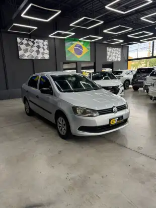 VOLKSWAGEN-VOYAGE-2015