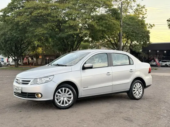VOLKSWAGEN VOYAGE 1.6 MI COMFORTLINE 8V FLEX 4P MANUAL