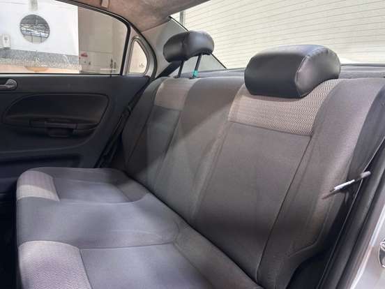 VOLKSWAGEN-VOYAGE-1.6 MI 8V FLEX 4P MANUAL VOLKSWAGEN-VOYAGE-2009