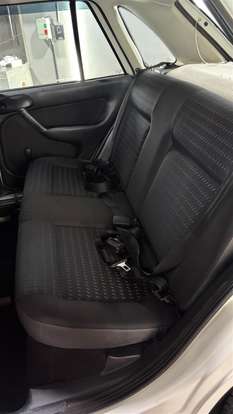 VOLKSWAGEN-GOL-2005