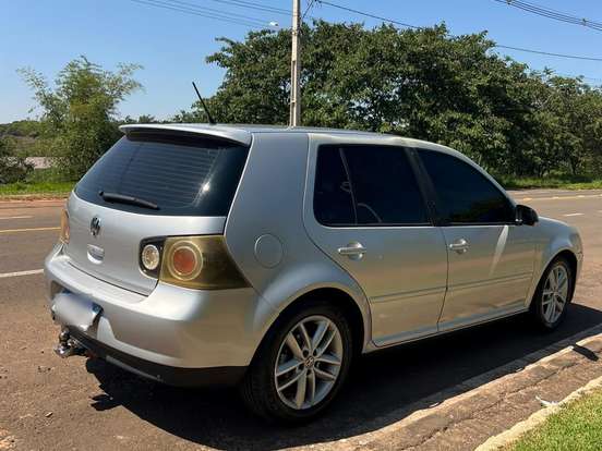 VOLKSWAGEN-GOLF-1.6 MI SPORTLINE 8V FLEX 4P MANUAL VOLKSWAGEN-GOLF-2010