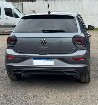 VOLKSWAGEN-POLO-2023