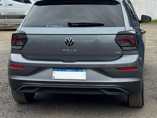 VOLKSWAGEN-POLO-1.0 170 TSI HIGHLINE AUTOMÁTICO VOLKSWAGEN-POLO-2023