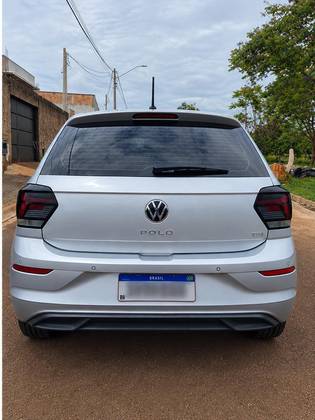 VOLKSWAGEN POLO 1.0 170 TSI MANUAL