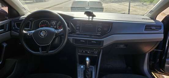 VOLKSWAGEN-POLO-2019