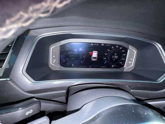 VOLKSWAGEN-TIGUAN-2021