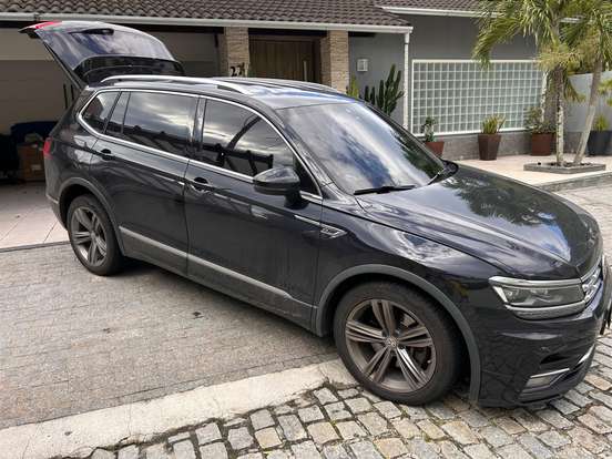 VOLKSWAGEN-TIGUAN-2020