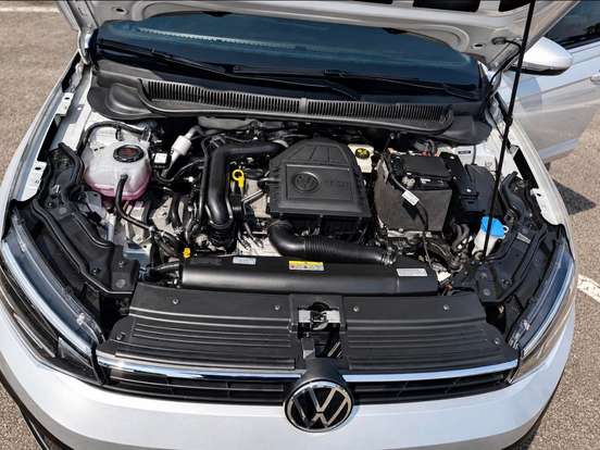 VOLKSWAGEN-VIRTUS-1.0 200 TSI COMFORTLINE AUTOMÁTICO VOLKSWAGEN-VIRTUS-2023
