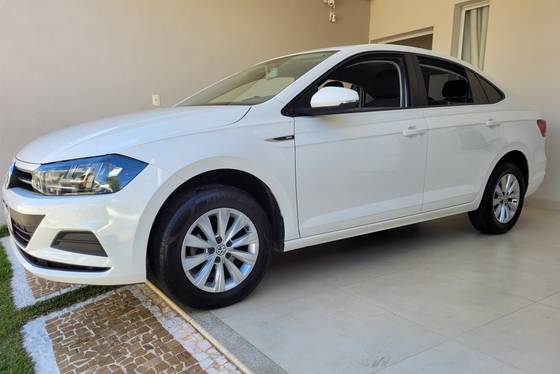 VOLKSWAGEN VIRTUS 1.6 MSI TOTAL FLEX AUTOMÁTICO