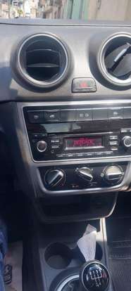 VOLKSWAGEN-VOYAGE-2014
