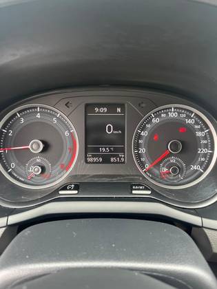 VOLKSWAGEN VOYAGE 1.6 MSI TOTALFLEX COMFORTLINE 4P I-MOTION