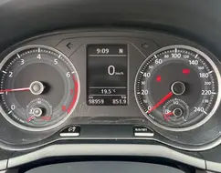 VOLKSWAGEN VOYAGE 1.6 MSI TOTALFLEX COMFORTLINE 4P I-MOTION VOLKSWAGEN VOYAGE 1.6 MSI TOTALFLEX COMFORTLINE 4P I-MOTION