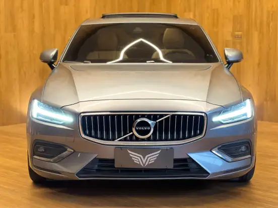 VOLVO-S60-2.0 T5 INSCRIPTION GASOLINA 4P AUTOMÁTICO VOLVO-S60-2019