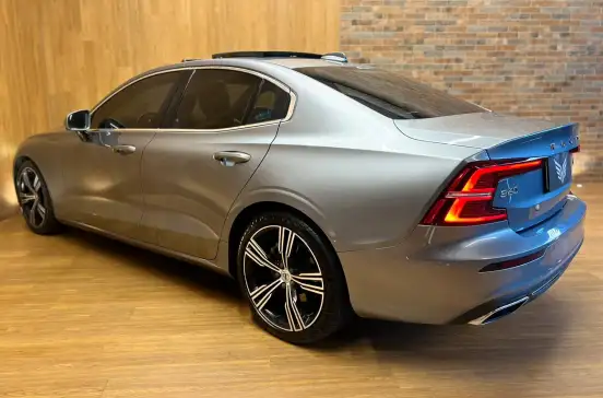 VOLVO-S60-2.0 T5 INSCRIPTION GASOLINA 4P AUTOMÁTICO VOLVO-S60-2019