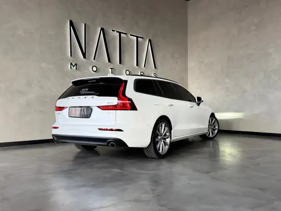 VOLVO-V60-2.0 T5 GASOLINA MOMENTUM GEARTRONIC VOLVO-V60-2019