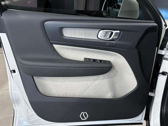 VOLVO-XC40-1.5 T5 RECHARGE INSCRIPTION GEARTRONIC VOLVO-XC40-2020