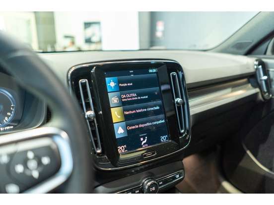 VOLVO-XC40-1.5 T5 RECHARGE R-DESIGN GEARTRONIC VOLVO-XC40-2021