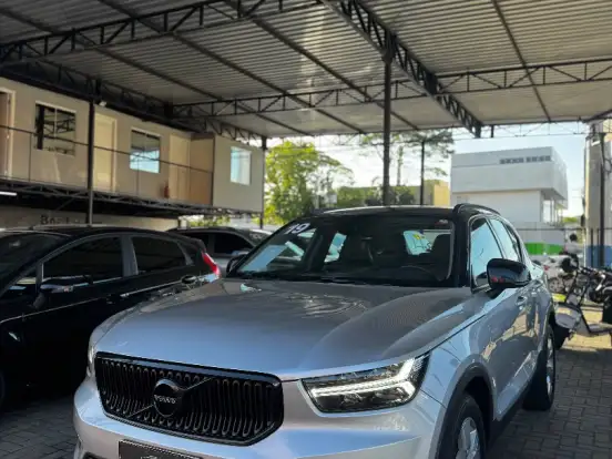 VOLVO-XC40-2.0 T4 GASOLINA GEARTRONIC VOLVO-XC40-2019