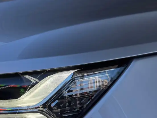 VOLVO-XC40-2.0 T4 GASOLINA GEARTRONIC VOLVO-XC40-2019