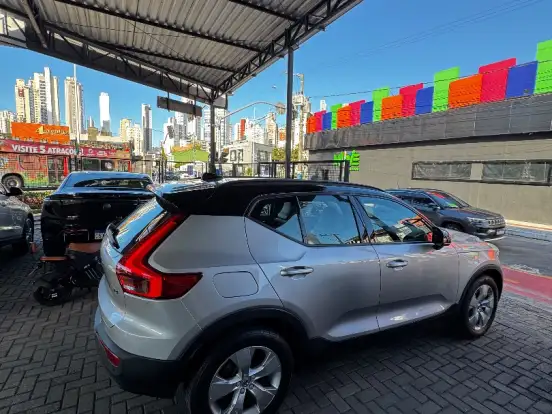 VOLVO-XC40-2.0 T4 GASOLINA GEARTRONIC VOLVO-XC40-2019