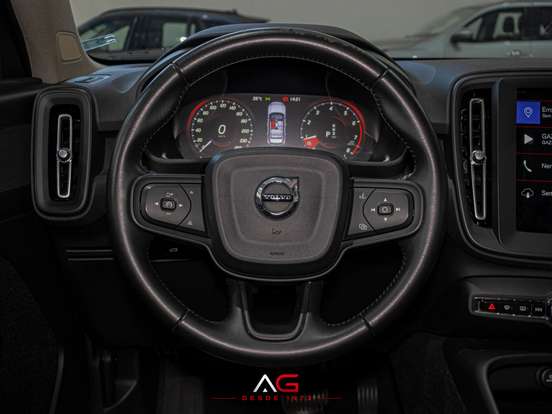 VOLVO-XC40-2.0 T4 GASOLINA GEARTRONIC VOLVO-XC40-2019