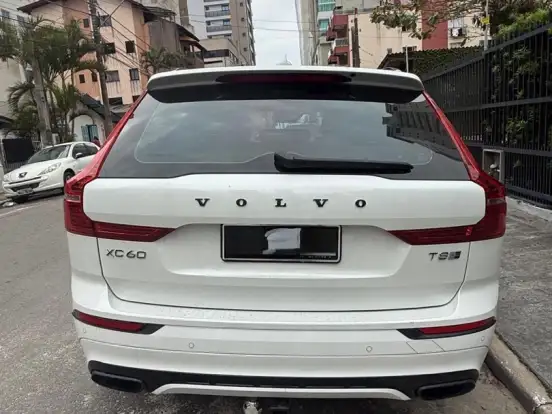 VOLVO-XC60-2.0 T8 HYBRID R-DESIGN AWD GEARTRONIC VOLVO-XC60-2020