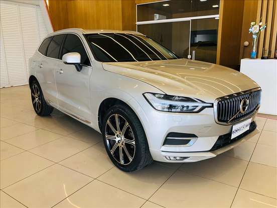VOLVO-XC60-2018