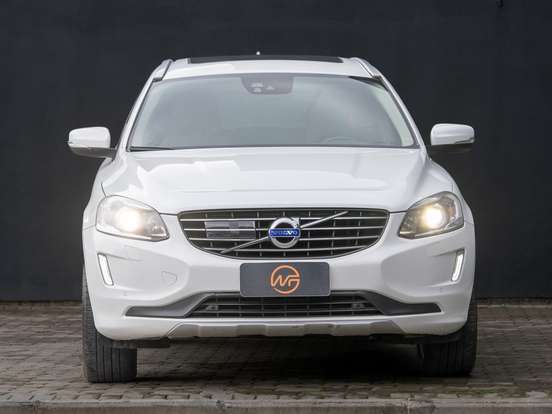 VOLVO-XC60-2.0 T6 INSCRIPTION TURBO GASOLINA 4P AUTOMÁTICO VOLVO-XC60-2015