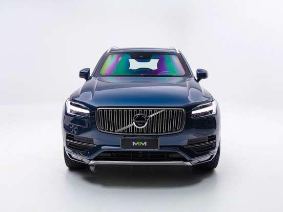 VOLVO-XC90-2018