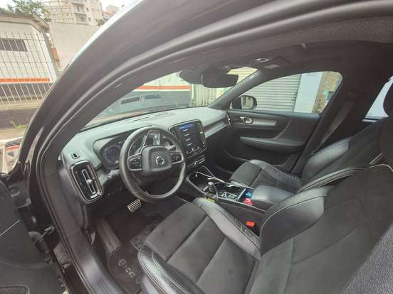 VOLVO-XC40-1.5 T5 RECHARGE R-DESIGN GEARTRONIC VOLVO-XC40-2020