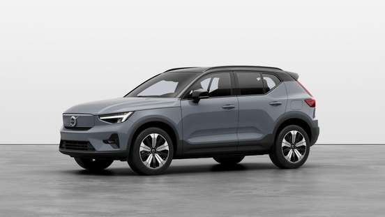 VOLVO-XC40-2022
